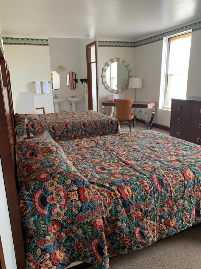 Karsten Hotel Kewaunee Dış mekan fotoğraf