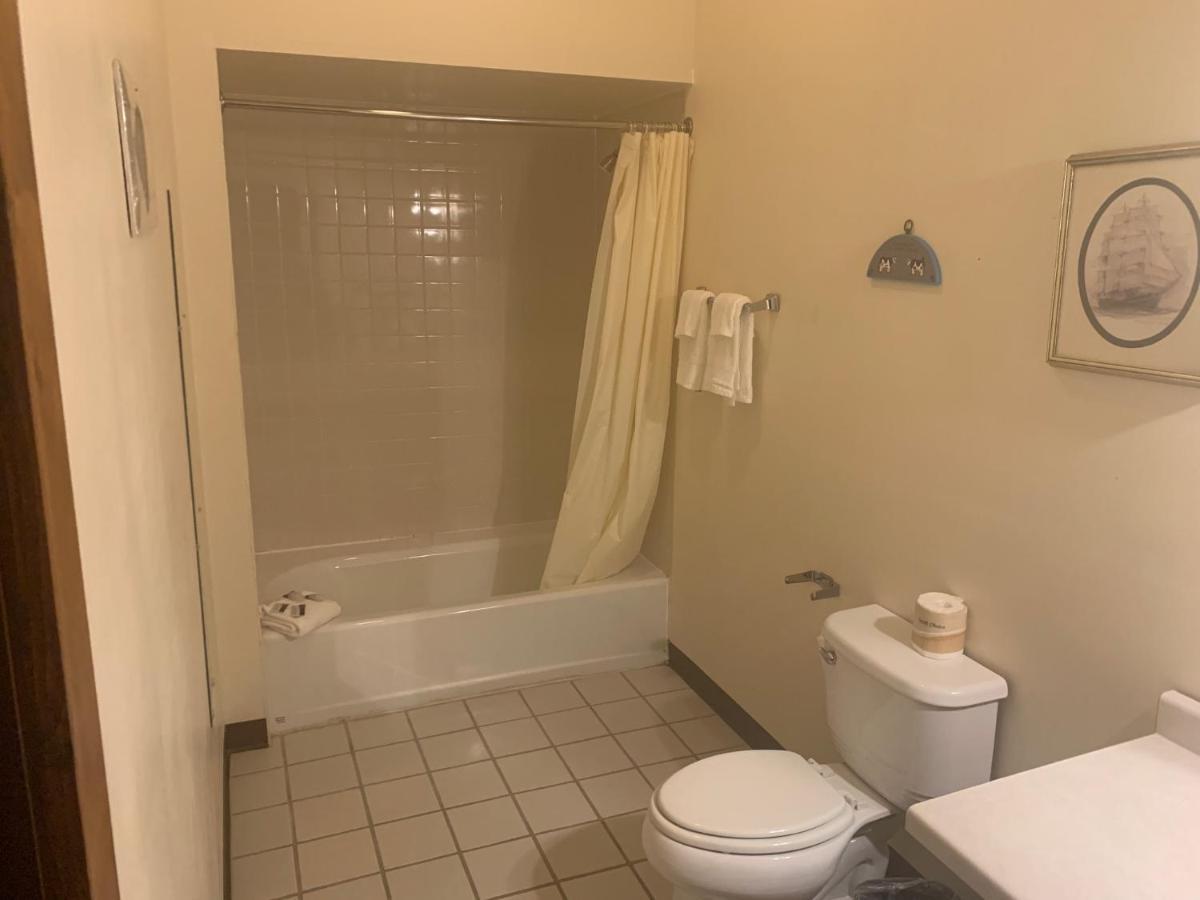 Karsten Hotel Kewaunee Dış mekan fotoğraf